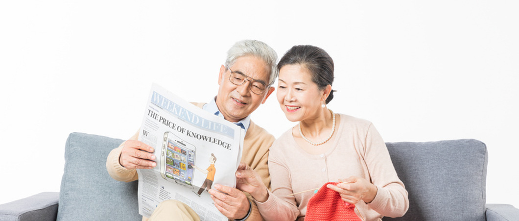 感恩月，守護(hù)家人冷暖健康是兒女的孝心