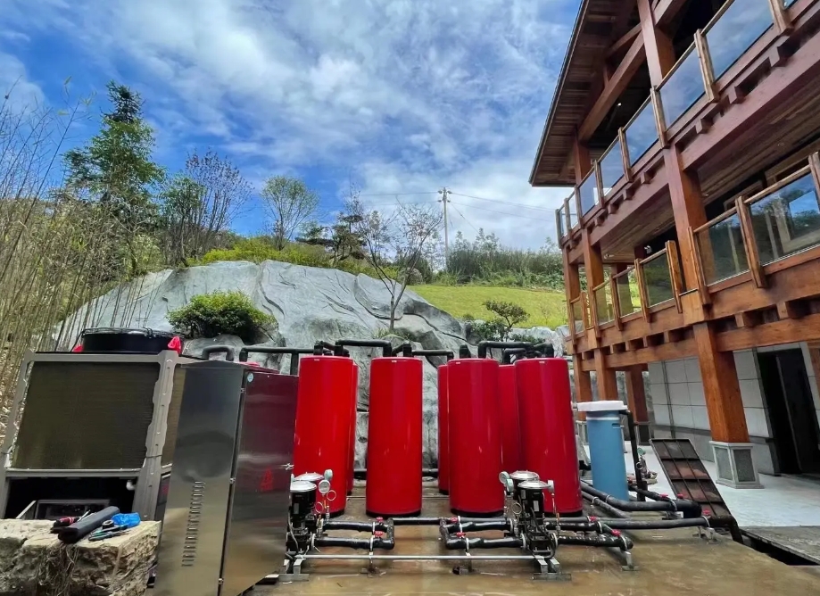 20個房間的賓館用空氣能好還是電熱水器好